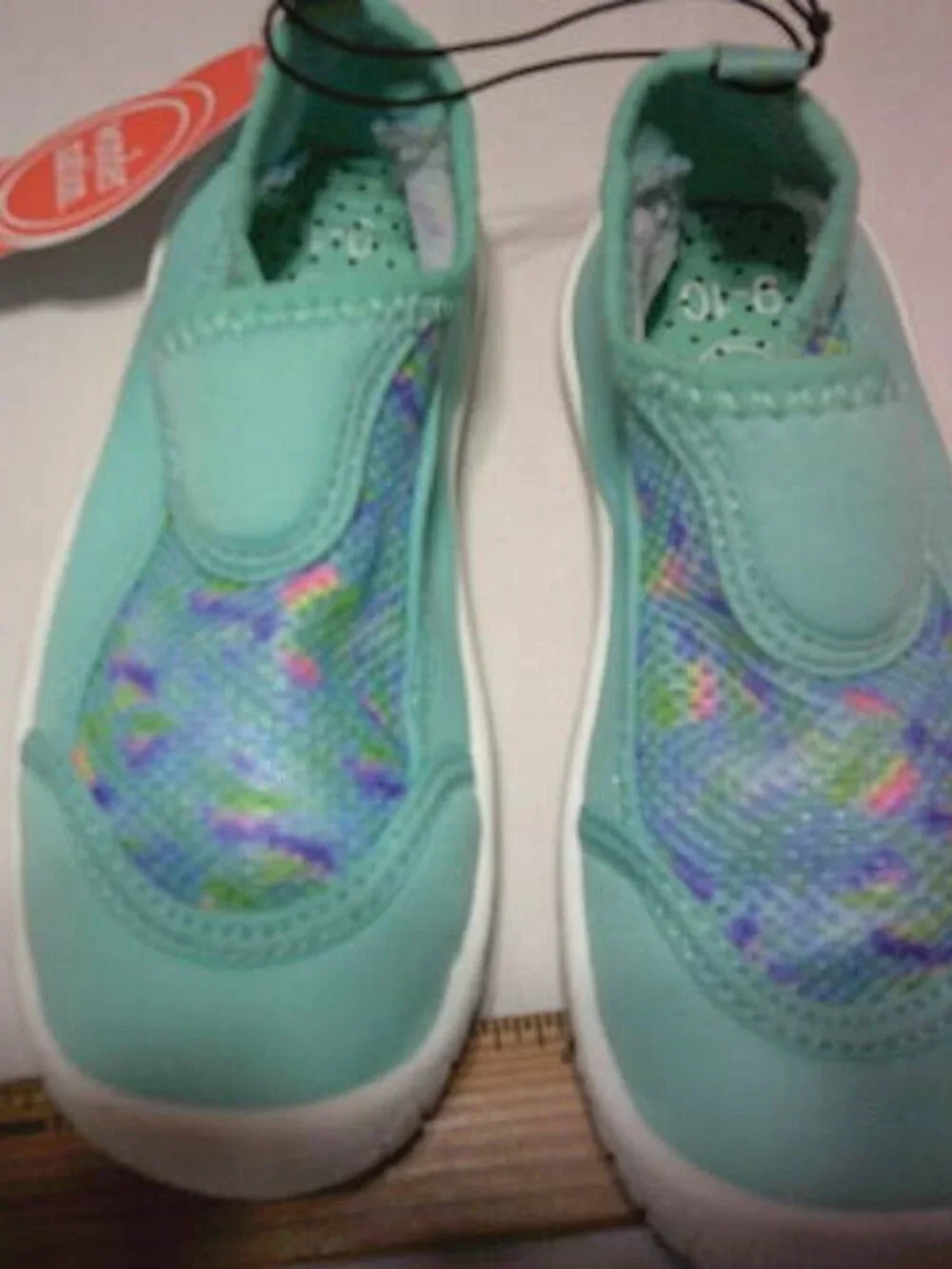 NEW GIRLS WONDER NATION SIZE 9-10 WATER POOL BEACH SHOES BLUE OMBRE SLIPONS 🏊‍♀